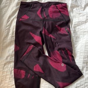Lululemon Leggings - Size 2 - LIKE NEW